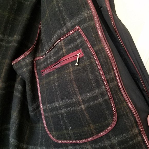 Espace Winter Coat with Removeable Lining and Faux Fur Trim - Picture 7 of 10